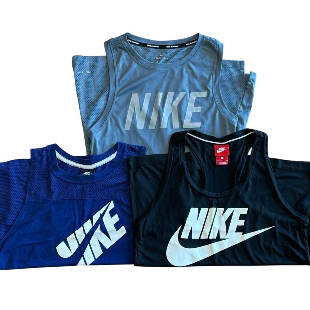 Nike LOT of 3 Nike Logo Active wear Women Tank Tops Size Small Pre owned